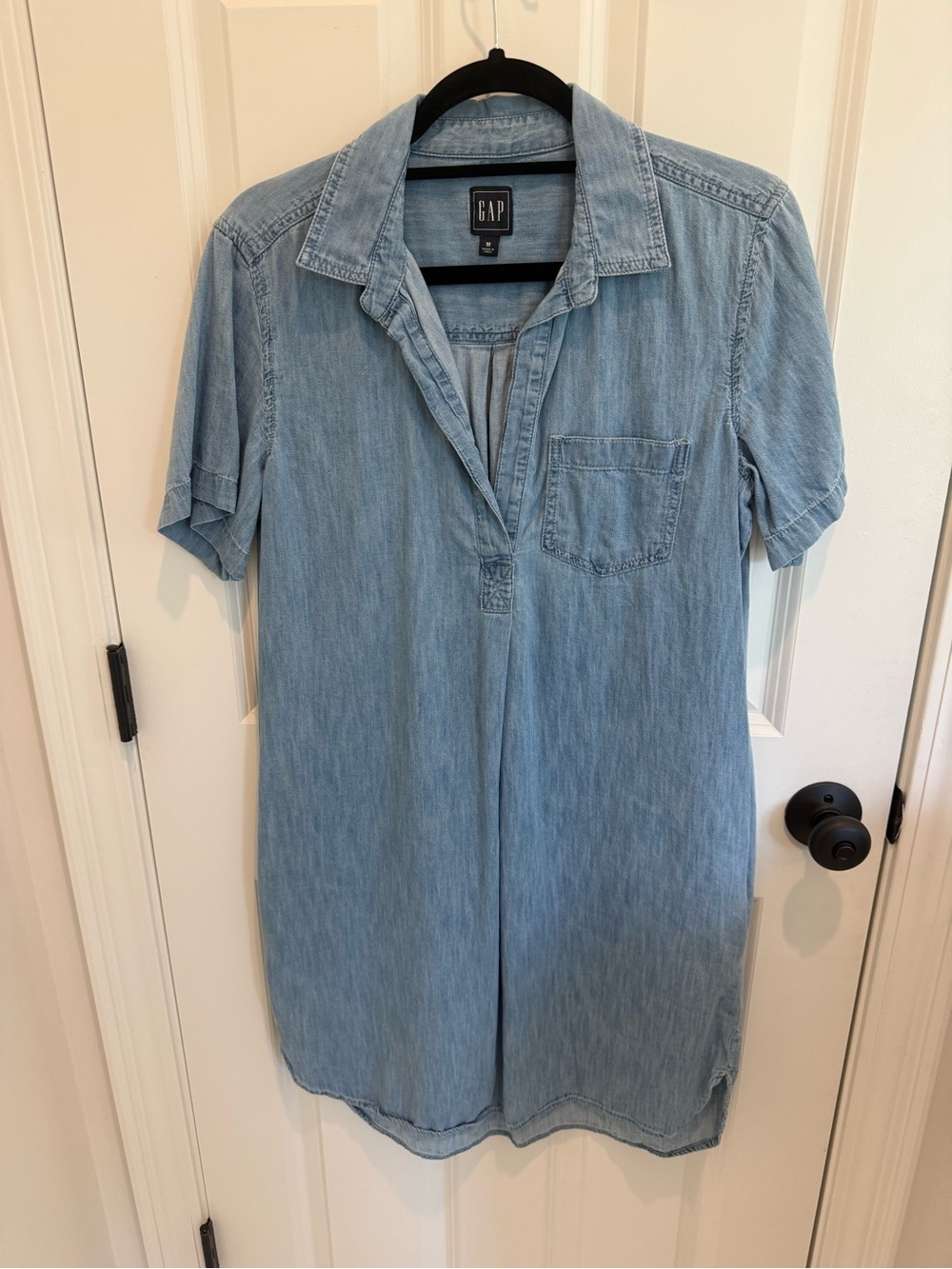 GAP Light Denim Button-Down Casual Shirt Dress